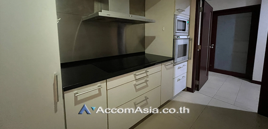 11  3 br Condominium For Rent in Ploenchit ,Bangkok BTS Chitlom at The Park Chidlom AA17468