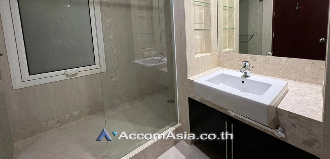 25  3 br Condominium For Rent in Ploenchit ,Bangkok BTS Chitlom at The Park Chidlom AA17468