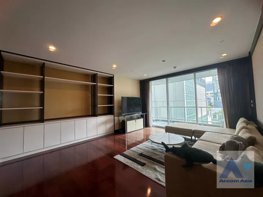 4  2 br Condominium for rent and sale in Ploenchit ,Bangkok BTS Chitlom at The Park Chidlom AA17481