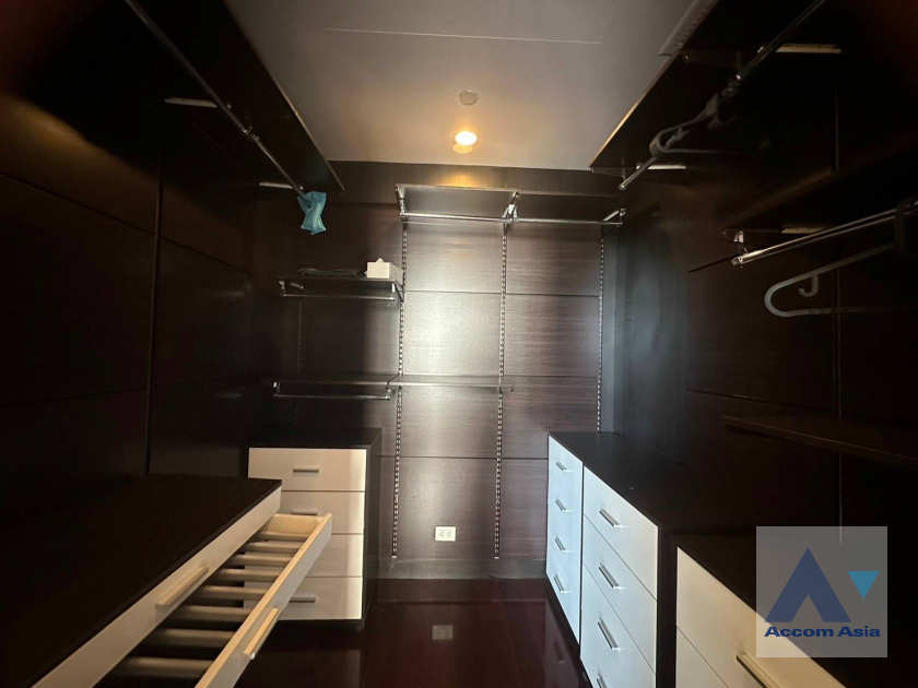 12  2 br Condominium for rent and sale in Ploenchit ,Bangkok BTS Chitlom at The Park Chidlom AA17481