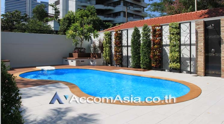 unitGarden, Private Swimming Pool | Tropical-Style Home with Pool and Lush Garden (AA17483)