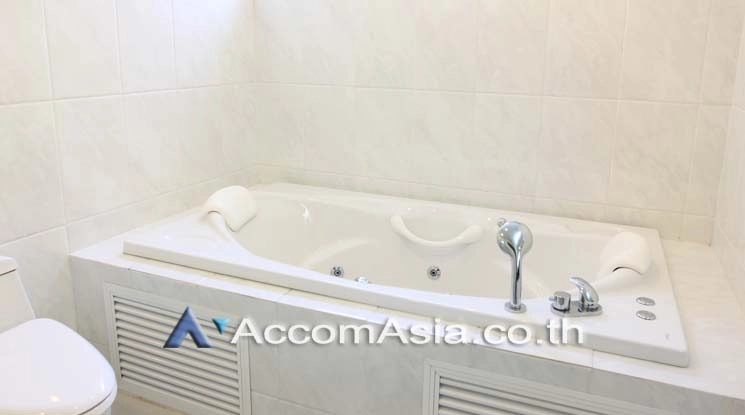 21  7 br House for rent and sale in Sathorn ,Bangkok MRT Lumphini AA17483