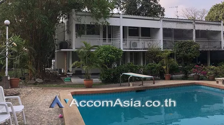 8  2 br Apartment For Rent in Sathorn ,Bangkok BTS Chong Nonsi at Pool and Greenery AA17503