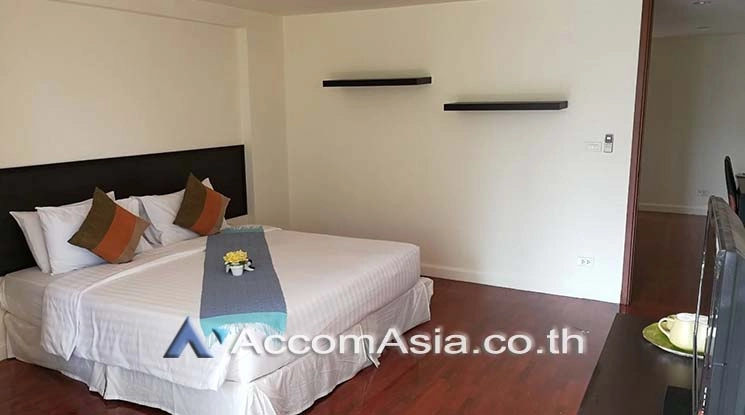 6  3 br Apartment for rent and sale in Silom ,Bangkok BTS Surasak at High-end Low Rise  AA17530