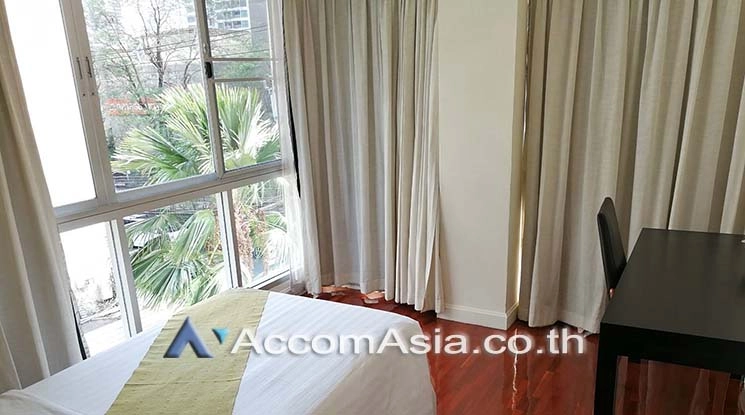 7  3 br Apartment for rent and sale in Silom ,Bangkok BTS Surasak at High-end Low Rise  AA17530