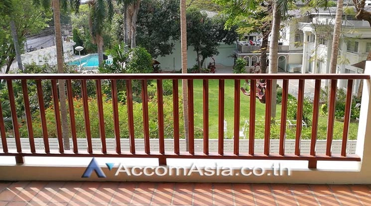 10  3 br Apartment for rent and sale in Silom ,Bangkok BTS Surasak at High-end Low Rise  AA17530