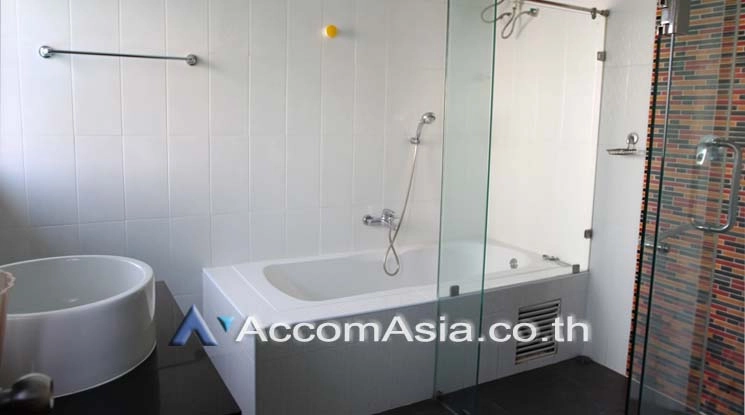 13  Studio Apartment for rent and sale in Sukhumvit ,Bangkok BTS Ekkamai at Spacious Unique AA17547