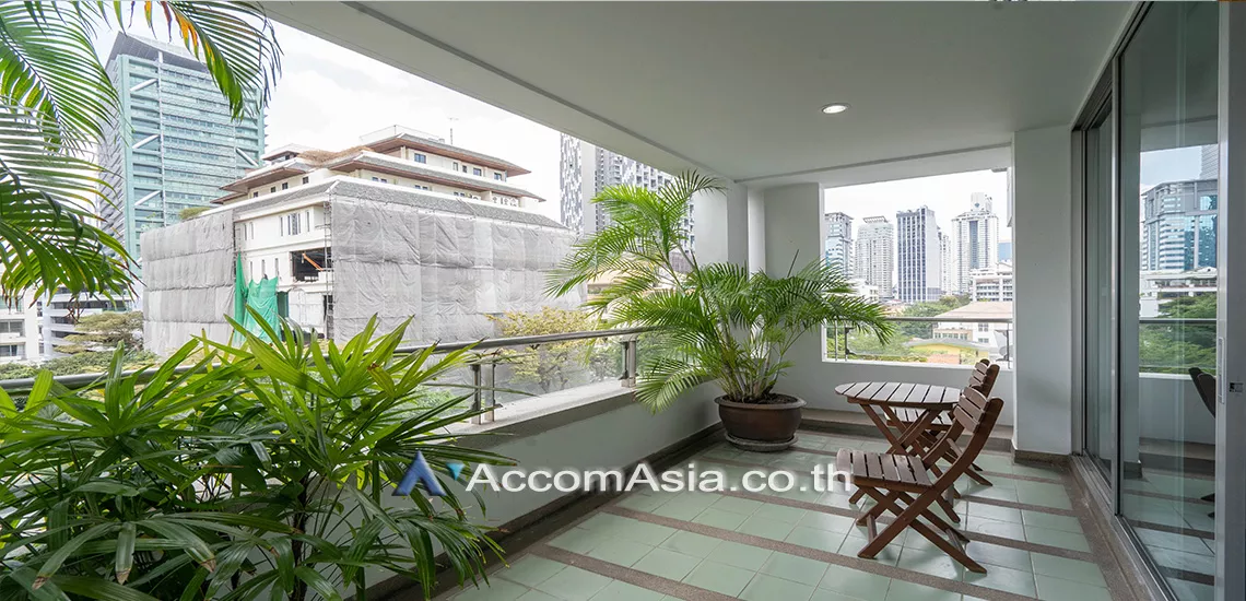 4  3 br Apartment For Rent in Sathorn ,Bangkok BTS Chong Nonsi at Thai Colonial Style AA17614