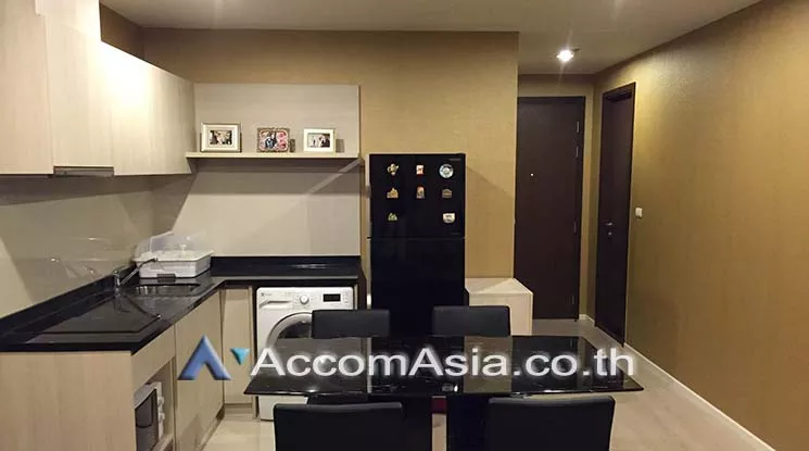 unit 2 Bedrooms  Condominium For Rent in Sathorn, Bangkok  near BTS Chong Nonsi - BRT Sathorn (AA17645)
