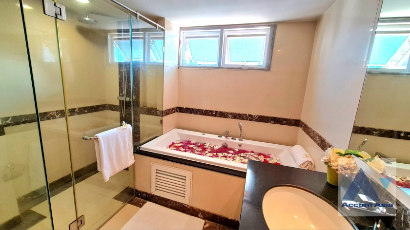 9  3 br Apartment for rent and sale in Sukhumvit ,Bangkok BTS Phrom Phong at Fully Furnished Suites AA17654