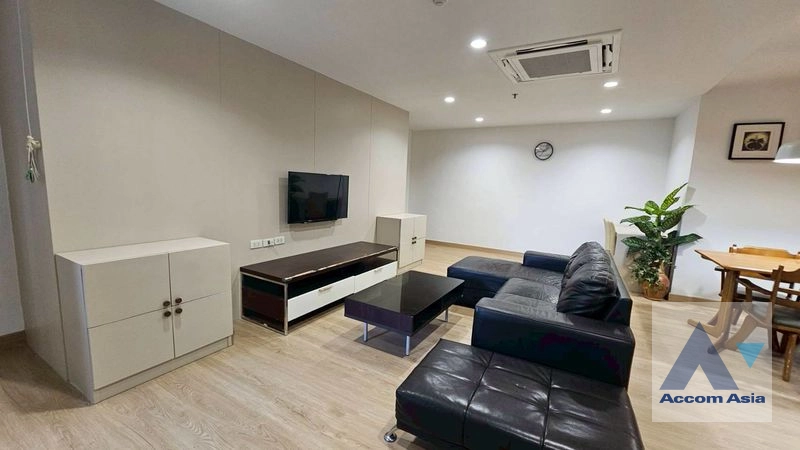 unit 2 Bedrooms  Condominium For Rent in Sukhumvit, Bangkok  near BTS Phrom Phong (AA17662)