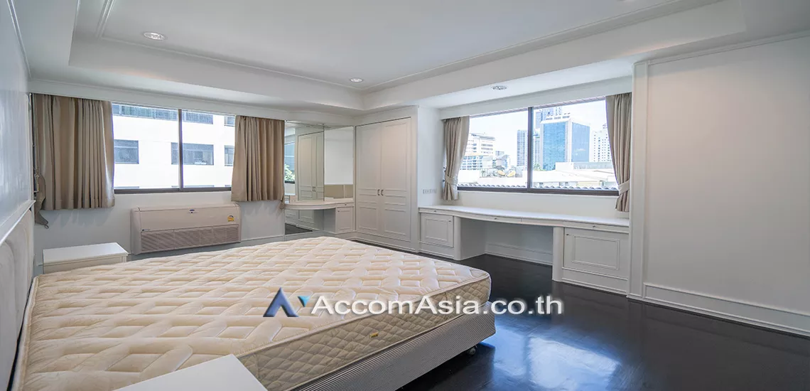 6  2 br Apartment For Rent in Sathorn ,Bangkok BTS Surasak at Good Location AA17663