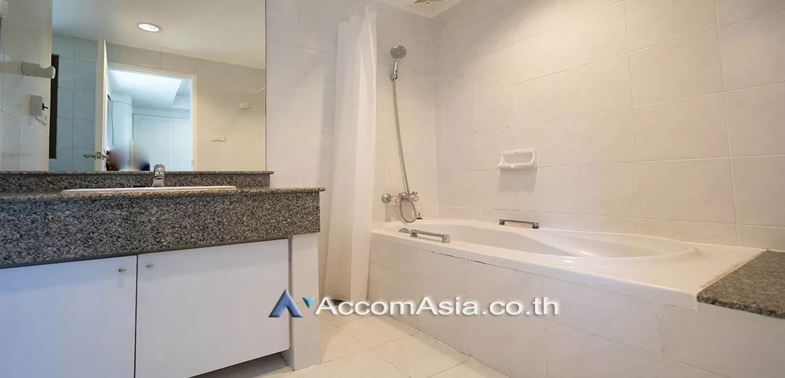7  2 br Apartment For Rent in Sathorn ,Bangkok BTS Surasak at Good Location AA17665