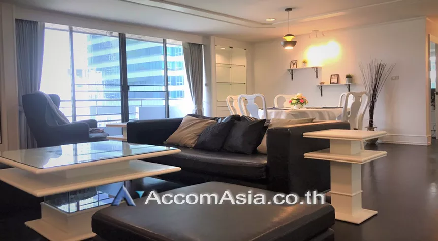 Pet friendly |  2 Bedrooms  Apartment For Rent in Sathorn, Bangkok  near BTS Surasak (AA17666)
