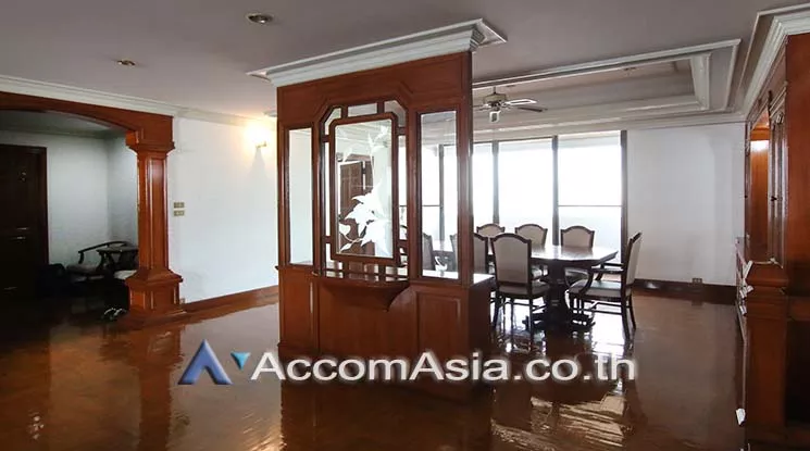 unitPet friendly |  3 Bedrooms  Apartment For Rent in Sukhumvit, Bangkok  near BTS Asok - MRT Sukhumvit (AA17669)