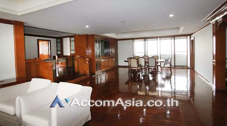 unitPet friendly |  3 Bedrooms  Apartment For Rent in Sukhumvit, Bangkok  near BTS Asok - MRT Sukhumvit (AA17670)