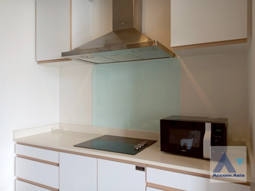 unitPet friendly |  2 Bedrooms  Apartment For Rent in Sukhumvit, Bangkok  near BTS Ekkamai (AA17700)