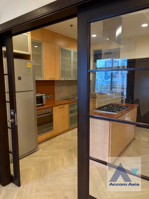 unitPet friendly |  3 Bedrooms  Apartment For Rent & Sale in Sukhumvit, Bangkok  near BTS Asok - MRT Sukhumvit (AA17704)