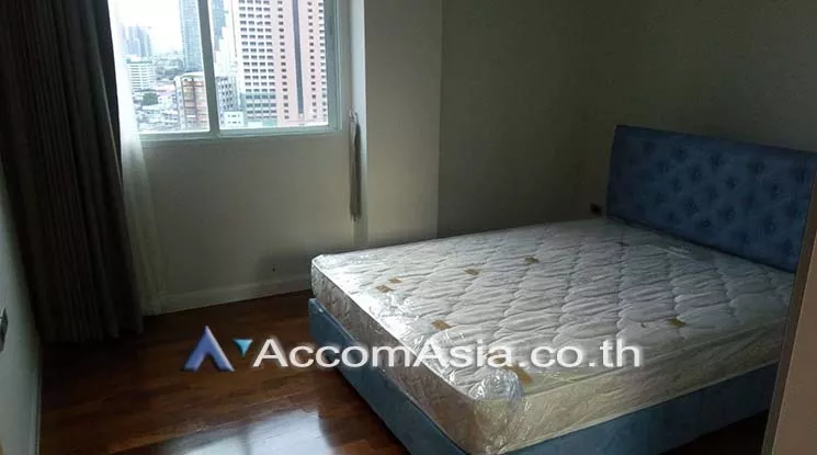 5  2 br Condominium For Rent in Silom ,Bangkok BTS Surasak at Baan Siri Silom Condominium AA17725