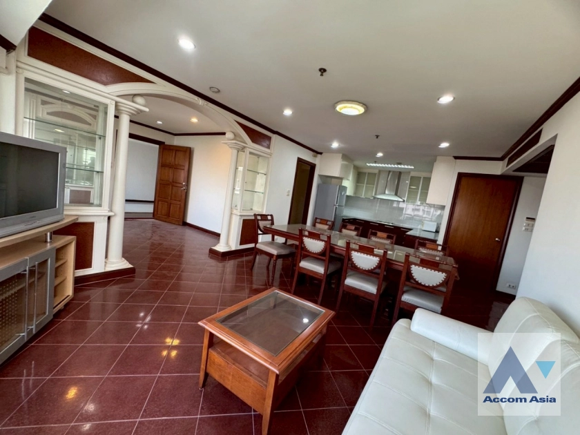 unit 2 Bedrooms  Condominium For Rent in Sukhumvit, Bangkok  near BTS Phrom Phong (AA17730)