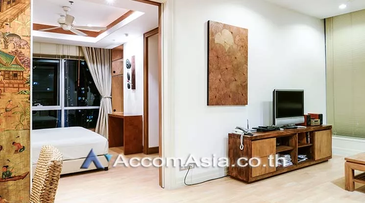 4  1 br Condominium For Sale in Charoen Nakhon ,Bangkok BTS Krung Thon Buri at Baan Sathorn Chaophraya AA17779