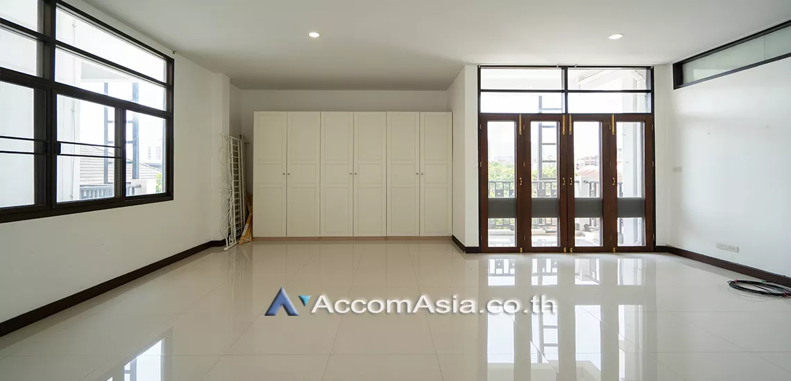 7  3 br Townhouse For Rent in Sukhumvit ,Bangkok BTS Phra khanong AA17790