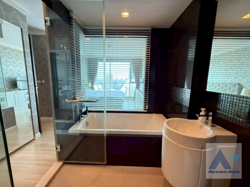 9  2 br Condominium for rent and sale in Sathorn ,Bangkok BTS Saphan Taksin at RHYTHM Sathorn “The Slow Collection” AA17820