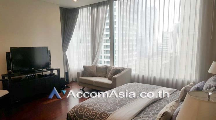 4  2 br Condominium for rent and sale in Ploenchit ,Bangkok BTS Chitlom at The Park Chidlom AA17829