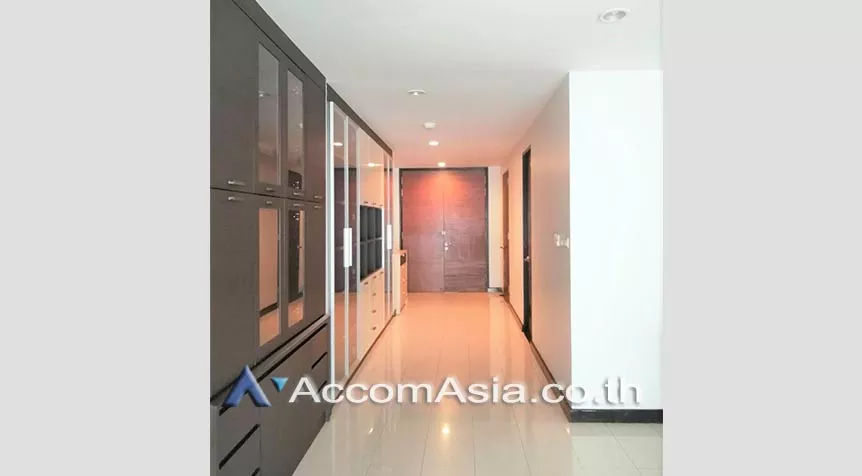 11  3 br Condominium For Rent in Sukhumvit ,Bangkok BTS Ekkamai at Avenue 61 AA17832