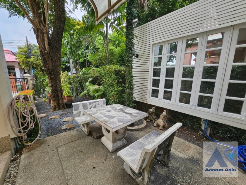 37  4 br House for rent and sale in Samutprakan ,Samutprakan BTS Bearing at Moo Baan Ladawan Srinakarin 50204