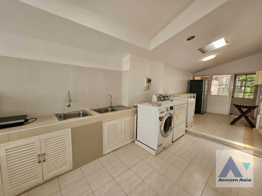 25  4 br House for rent and sale in Samutprakan ,Samutprakan BTS Bearing at Moo Baan Ladawan Srinakarin 50204