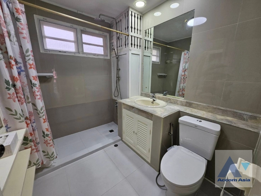 34  4 br House for rent and sale in Samutprakan ,Samutprakan BTS Bearing at Moo Baan Ladawan Srinakarin 50204