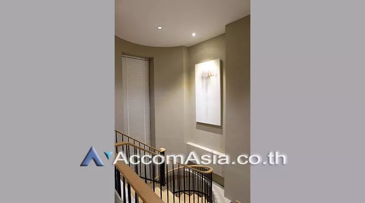 10  2 br Condominium For Rent in Sathorn ,Bangkok BTS Chong Nonsi - BRT Sathorn at The Empire Place AA17846