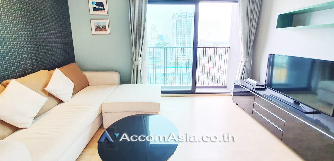 unit 1 Bedroom  Condominium For Rent in Sukhumvit, Bangkok  near BTS Ekkamai (AA17867)