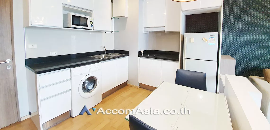 unit 1 Bedroom  Condominium For Rent in Sukhumvit, Bangkok  near BTS Ekkamai (AA17867)