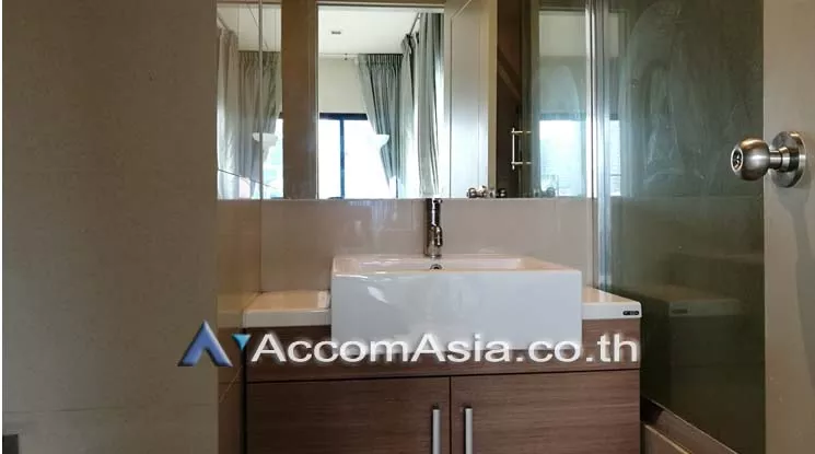 10  2 br Condominium For Rent in Sukhumvit ,Bangkok BTS Ekkamai at Noble Reveal AA17868