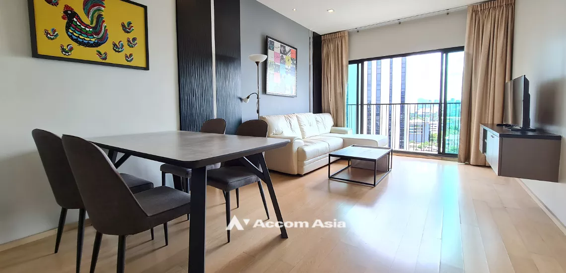 unit 2 Bedrooms  Condominium For Rent in Phaholyothin, Bangkok  near BTS Ari (AA17869)