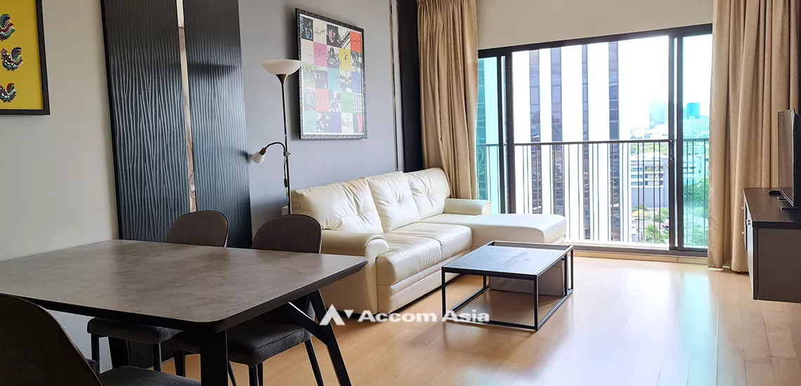  2 Bedrooms  Condominium For Rent in Phaholyothin, Bangkok  near BTS Mo-Chit (AA17869)