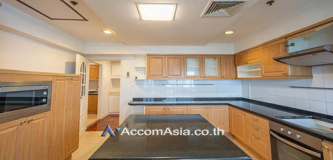 6  4 br Apartment For Rent in Sukhumvit ,Bangkok BTS Phrom Phong at High quality of living AA17873