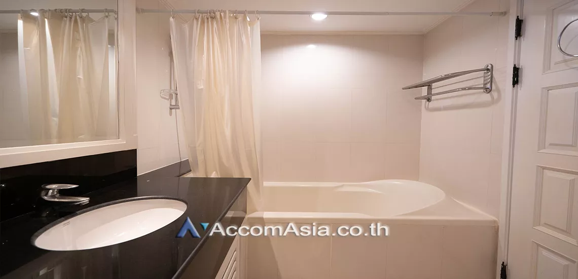 12  4 br Apartment For Rent in Sukhumvit ,Bangkok BTS Phrom Phong at High quality of living AA17873