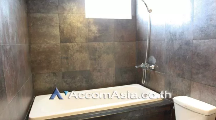 8  2 br Condominium For Rent in Sukhumvit ,Bangkok BTS Asok - MRT Sukhumvit at Voque Sukhumvit 16 AA17878