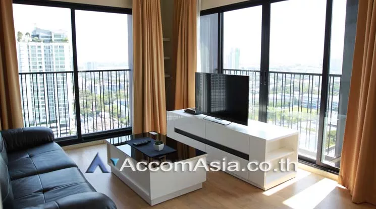 unit 1 Bedroom  Condominium For Rent in Sukhumvit, Bangkok  near BTS Ekkamai (AA17879)