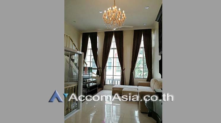  1  3 br Townhouse For Rent in Sathorn ,Bangkok BTS Chong Nonsi - BRT Nararam 3 at Baan Klang Krung : Narathiwas AA17883