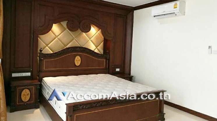 8  3 br Townhouse For Rent in Sathorn ,Bangkok BTS Chong Nonsi - BRT Nararam 3 at Baan Klang Krung : Narathiwas AA17883
