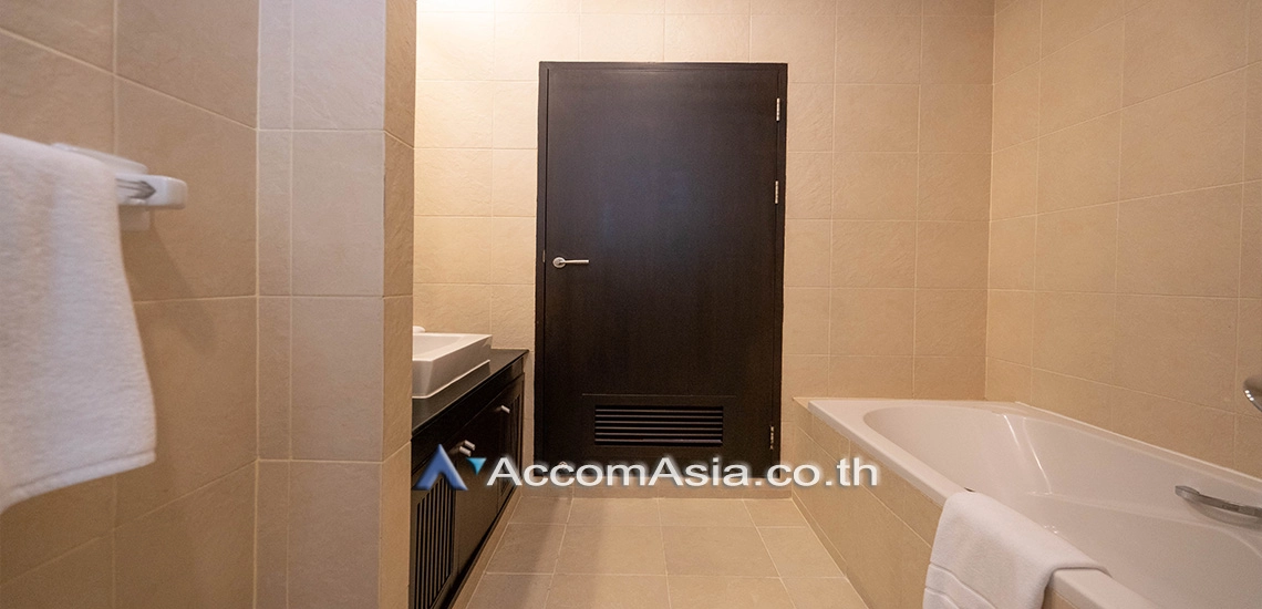 8  2 br Apartment For Rent in Sukhumvit ,Bangkok BTS Asok - MRT Sukhumvit at Elegant place for a Pet Friendly AA17906