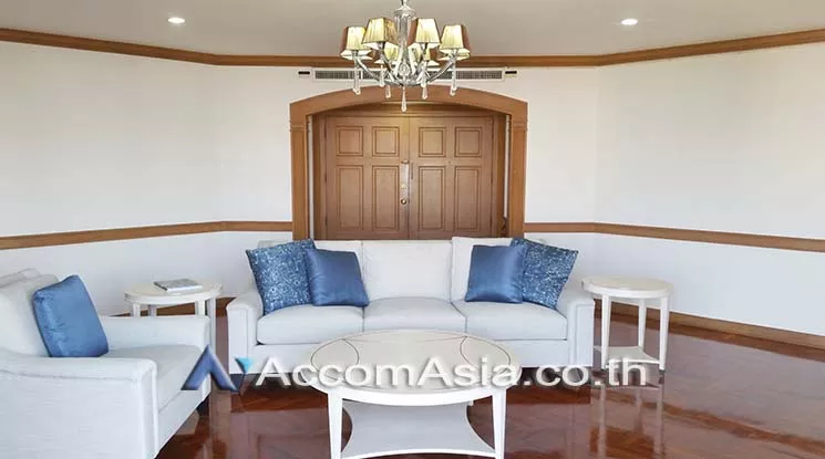 unitPet friendly |  3 Bedrooms  Condominium For Rent in Sukhumvit, Bangkok  near BTS Phrom Phong (AA17931)