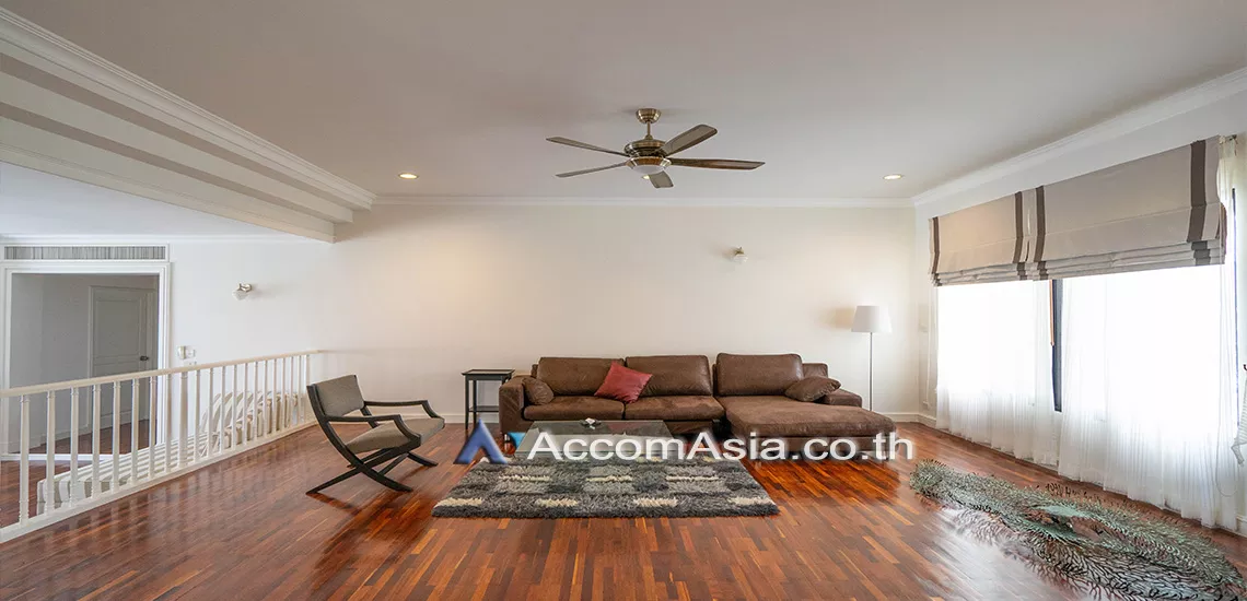  1  3 br Apartment For Rent in Sathorn ,Bangkok MRT Lumphini at Homely atmosphere place AA17936