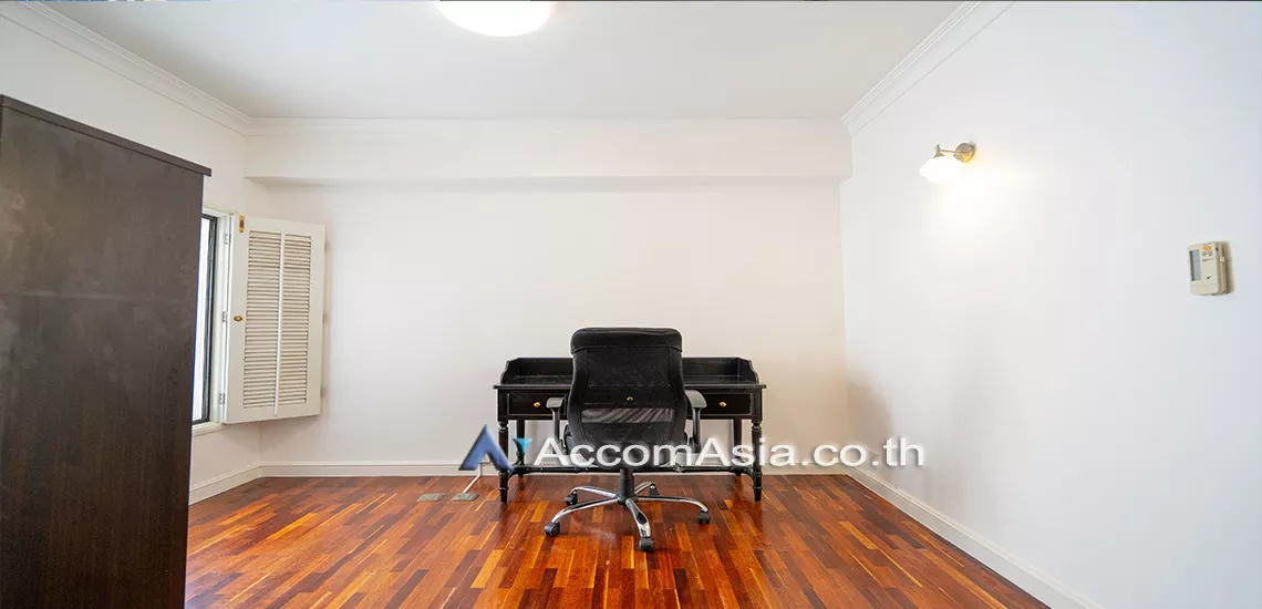 6  3 br Apartment For Rent in Sathorn ,Bangkok MRT Lumphini at Homely atmosphere place AA17936