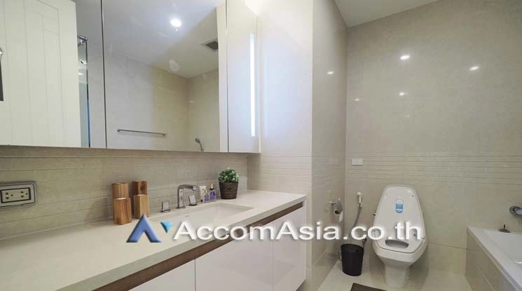 10  2 br Condominium For Rent in Ploenchit ,Bangkok BTS Chitlom at Q Langsuan  AA17970