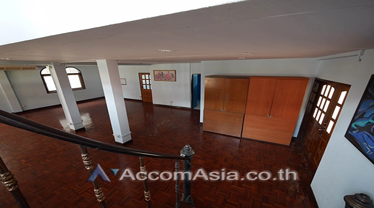 15  Studio Townhouse For Rent in Sathorn ,Bangkok BTS Chong Nonsi - BRT Technic Krungthep AA17972